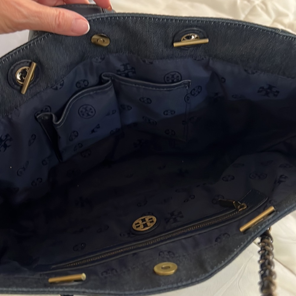 Tory Burch handbag, navy denim ish fabric - Picture 4 of 5